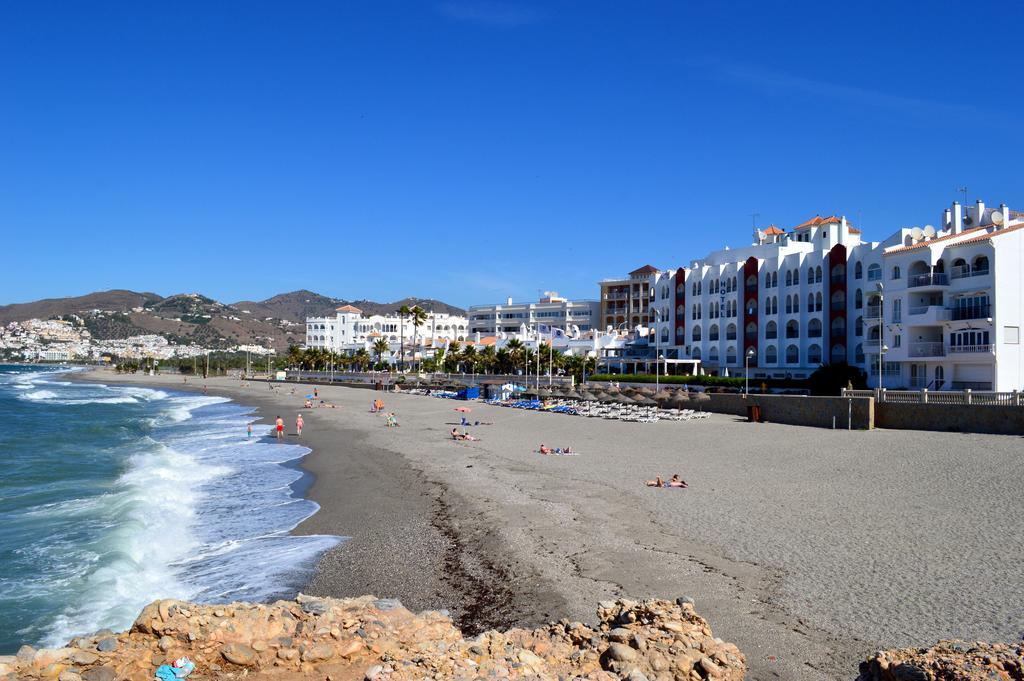 Casa Rocio En Nerja Apartment Exterior photo