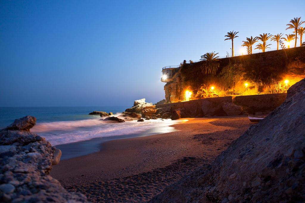 Casa Rocio En Nerja Apartment Exterior photo